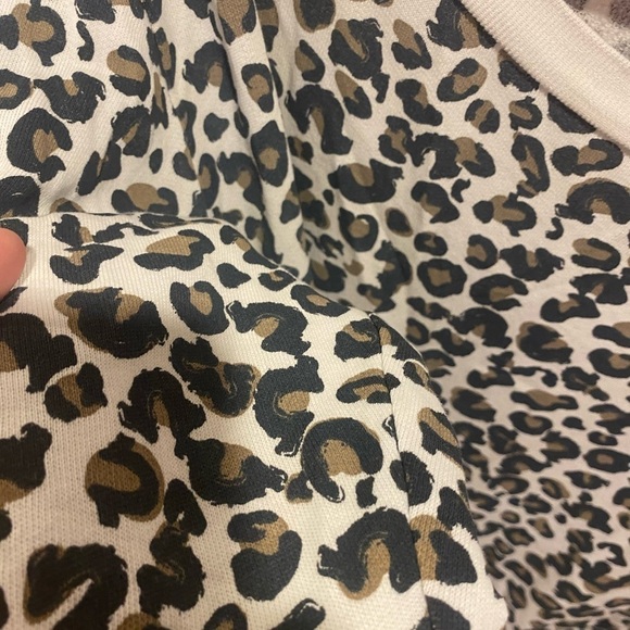 True Religion Leopard Boyfriend Pullover Size Large - Picture 6 of 9